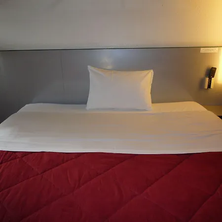 Premiere Classe Sud Hotel *