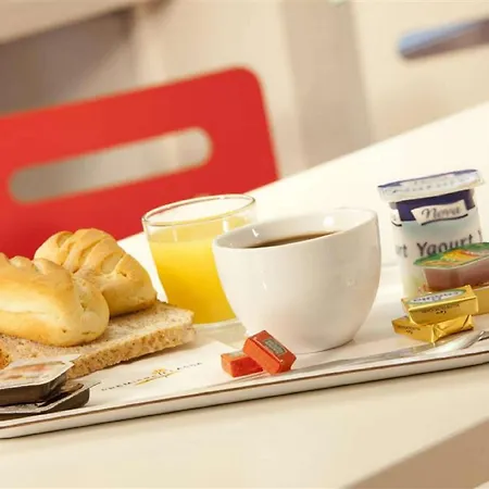 Szálloda Premiere Classe Sud Valence