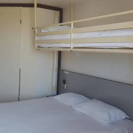 Szálloda Premiere Classe Sud