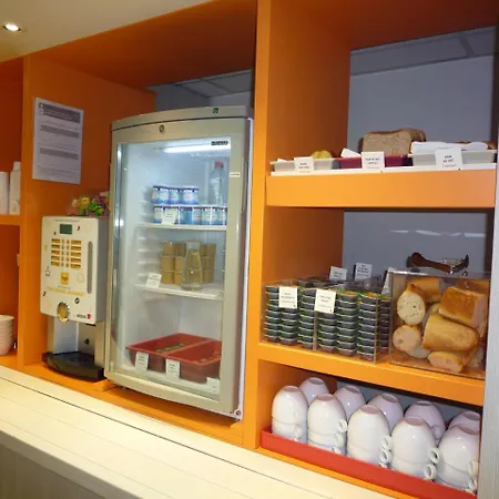 酒店 南瓦朗斯普瑞米尔经典酒店 瓦朗斯