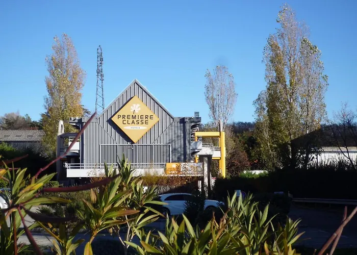 酒店 南瓦朗斯普瑞米尔经典酒店 瓦朗斯